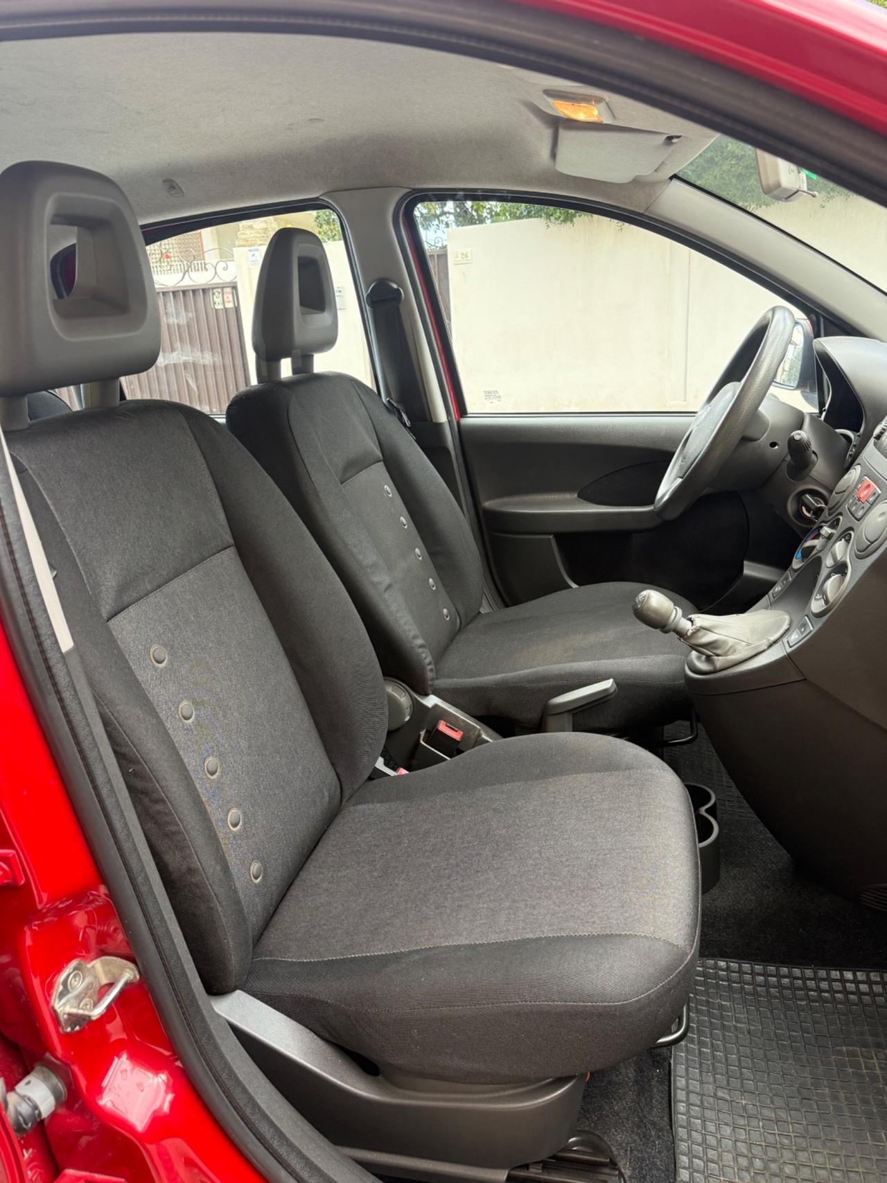 Fiat Panda 1.3 MJT 16V DPF 4x4 Climbing