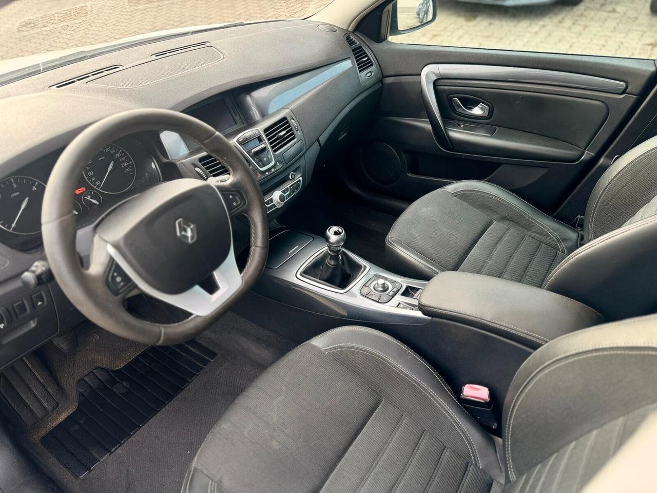 Renault Laguna 2.0 dCi SW 2010 GANCIO TRAINO