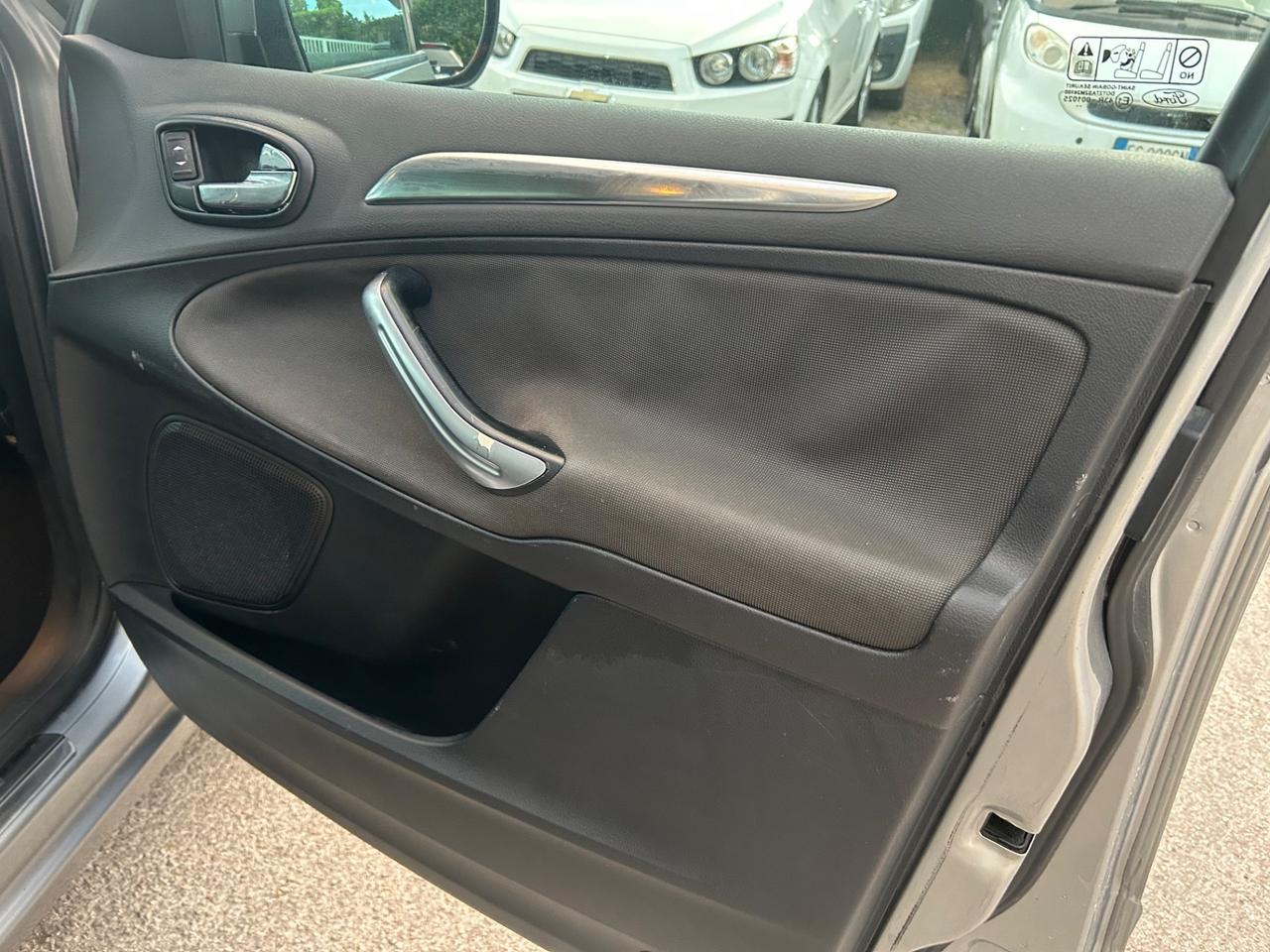 Ford S-Max 2.0 TDCi 140CV 5 Posti