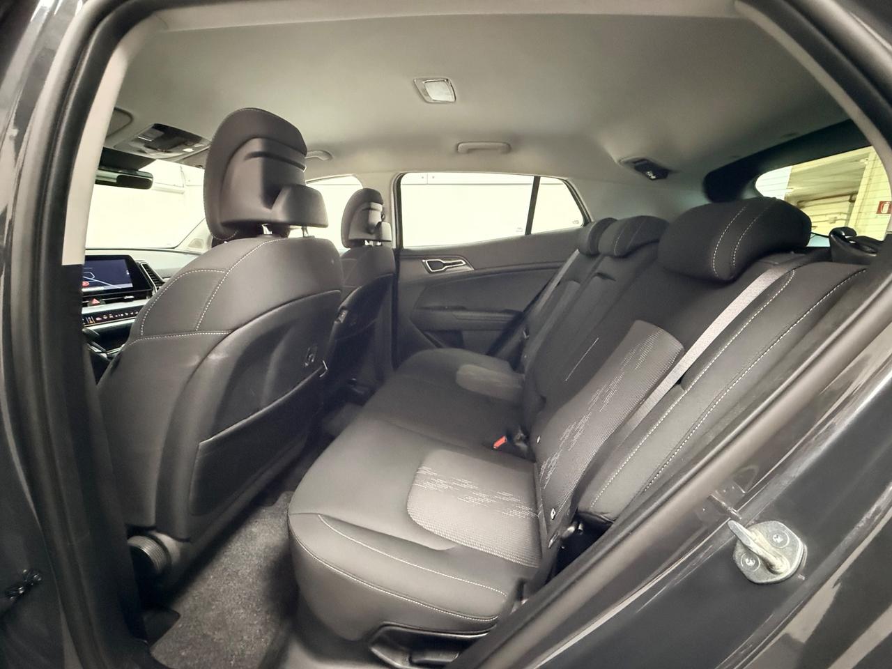 Kia Sportage 1.6 TGDi 180CV HEV AT Style 11/2023 GARANZIA E TAGLIANDI UFFICIALI