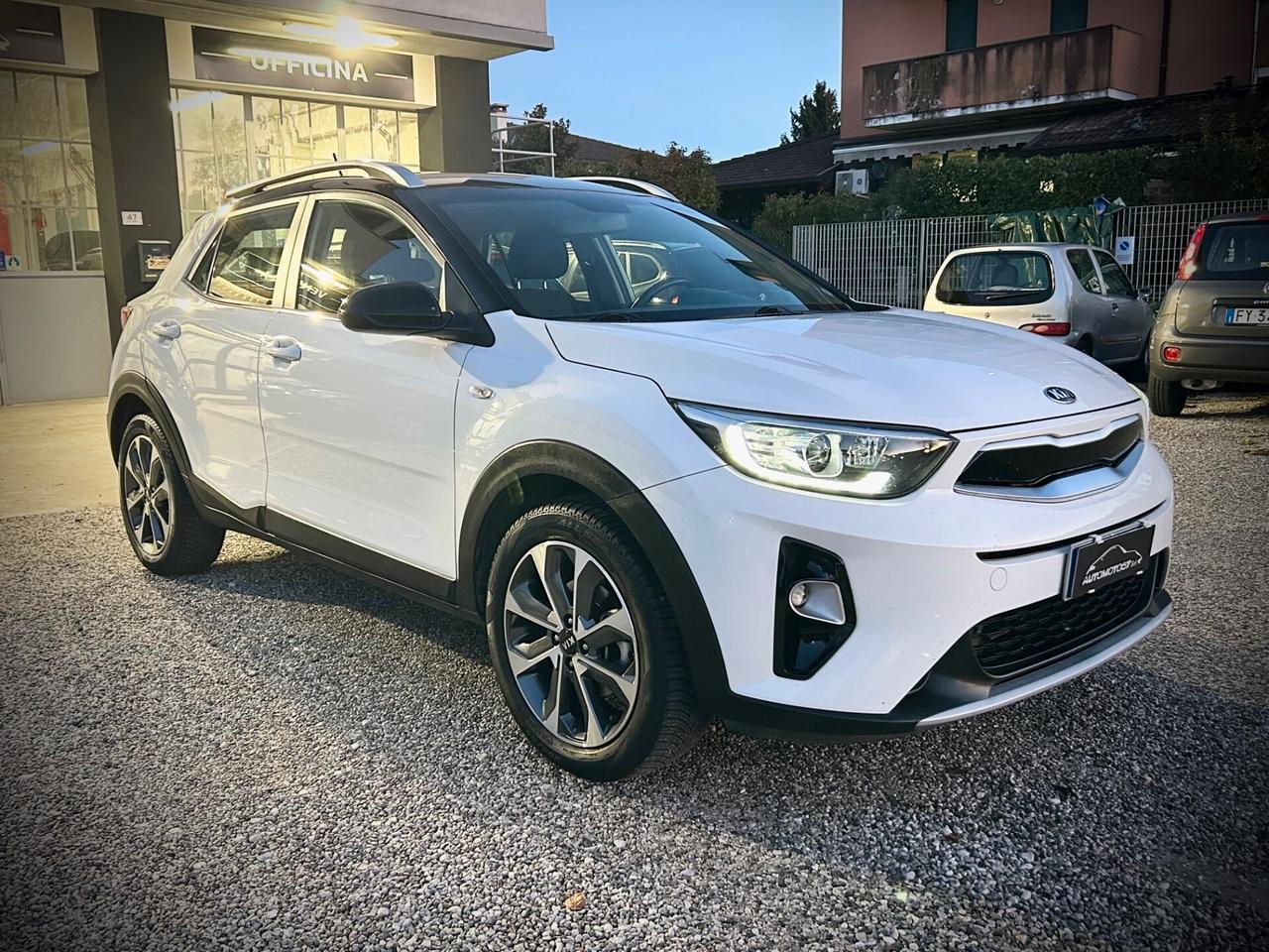 Kia Stonic 1.4 MPI 100 CV -UNIPROPRIETARIO