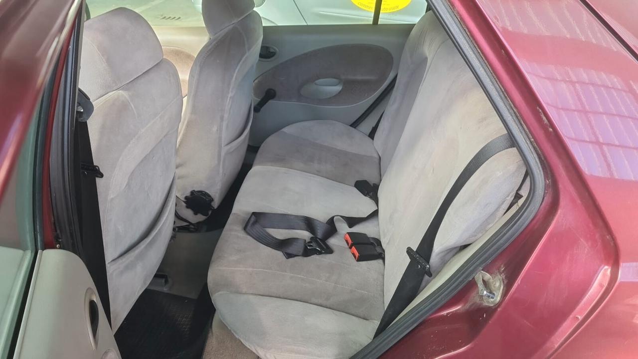 Ford Fiesta 1.2i 16V cat 5 porte Techno ok NEOPATENTATI