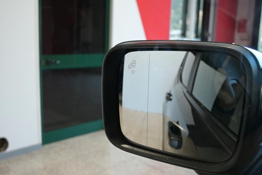 JEEP RENEGADE 1.6 M-JET 16V 130CV 6M. LIMITED ( ADAPTIVE CRUISE - MIRROR - SENSORI POST. - CERCHI 17 )