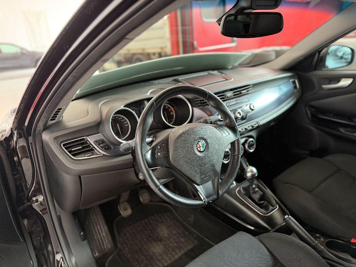 ALFA ROMEO - Giulietta - 1.4 Turbo MultiAir Distinctive