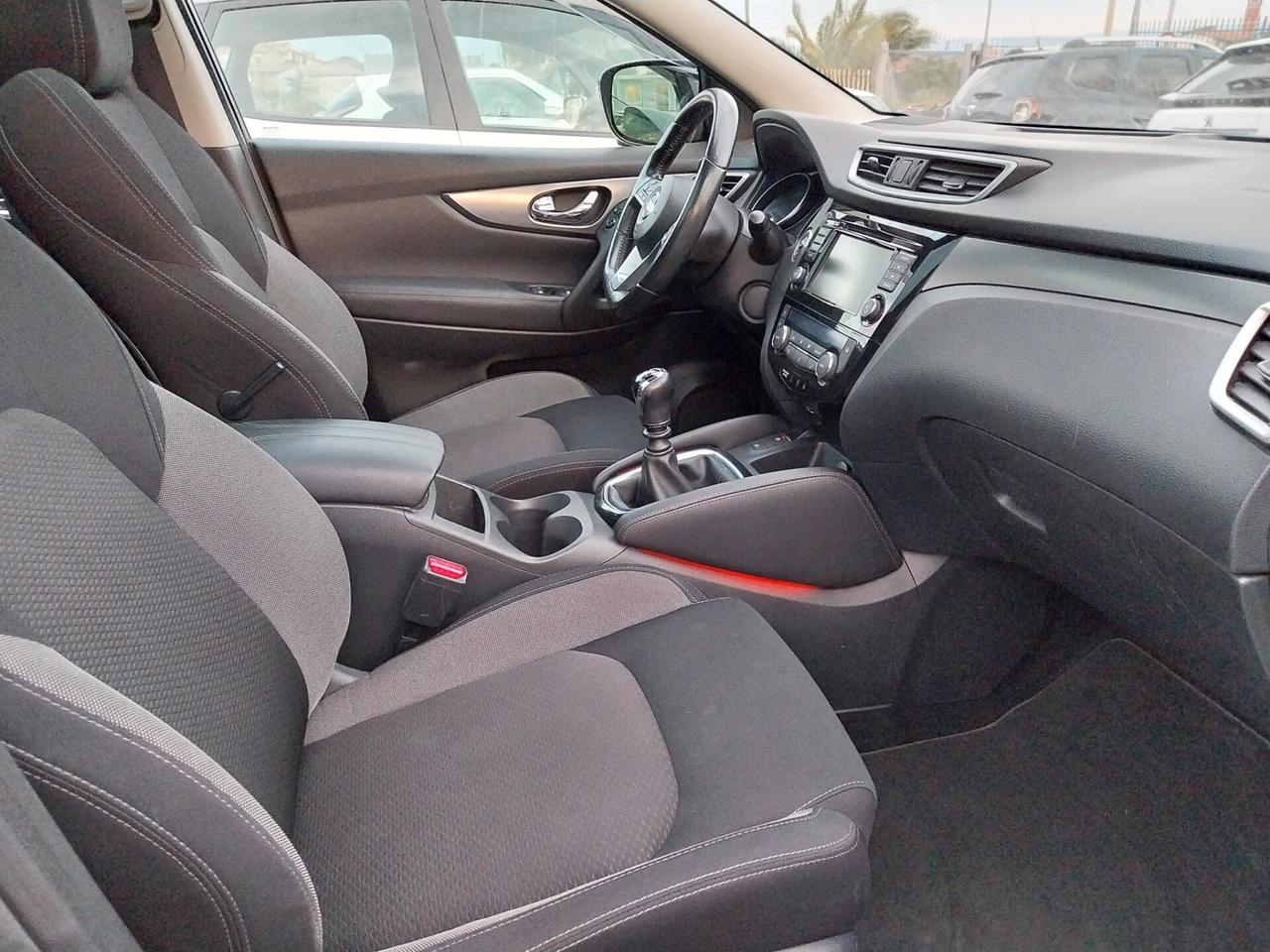 NISSAN QASHQAI 1.5 DIESEL N-CONNECTA SOLO 70.000 KM