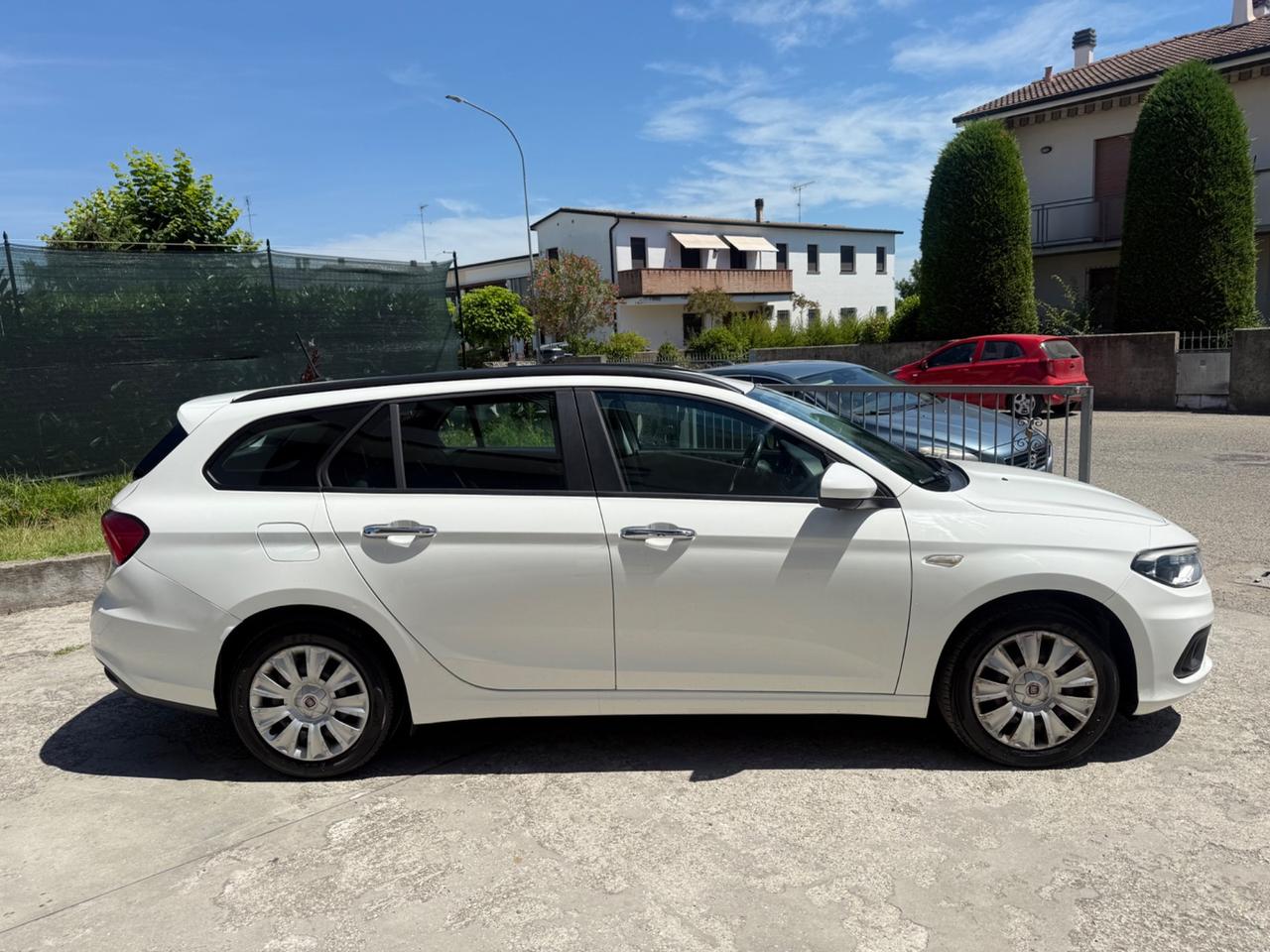 Fiat Tipo 1.6 Mjt DIESEL EURO 6B 2017 NEOPATENTATI