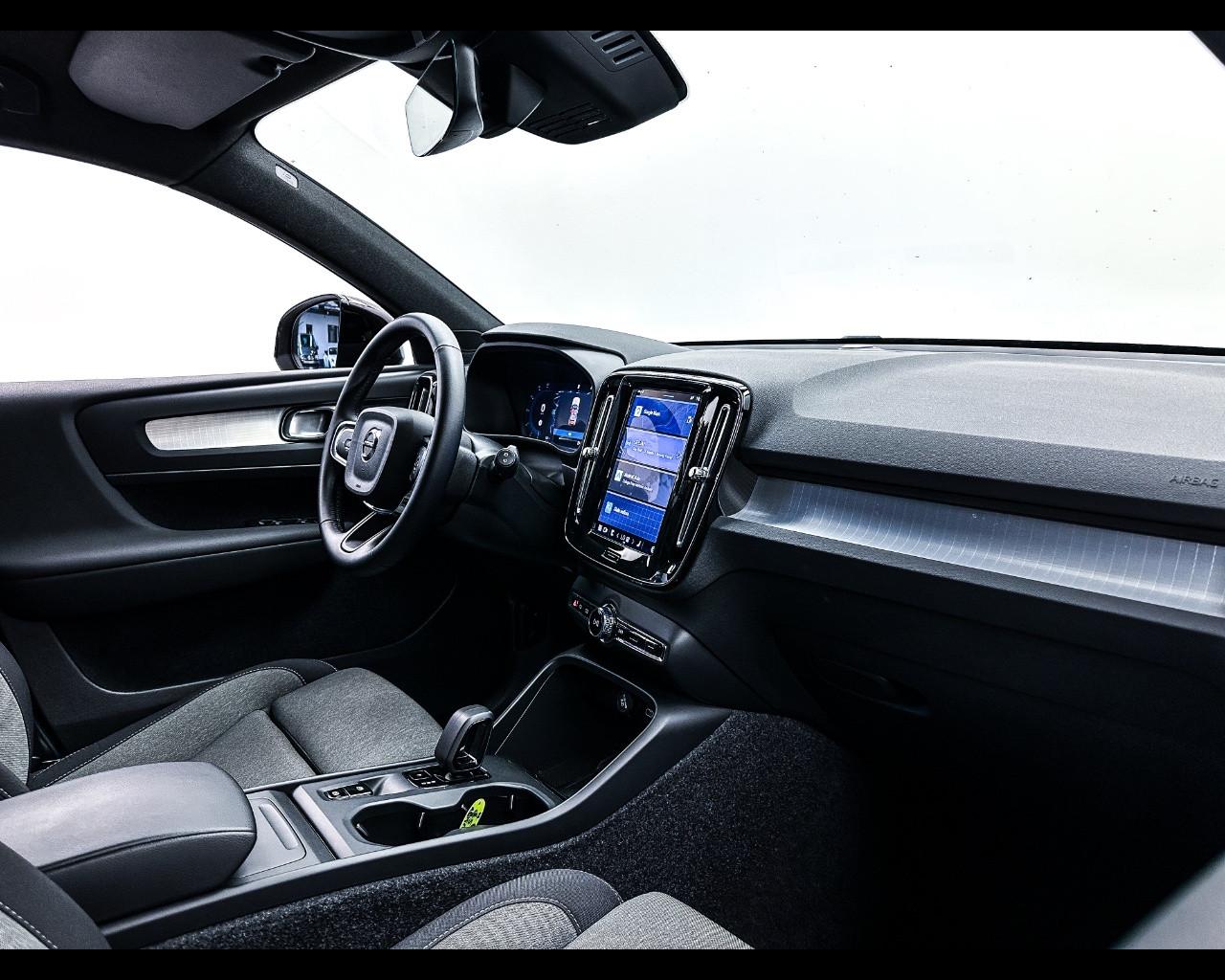 VOLVO XC40 (2017-->) - XC40 B3 automatico Core