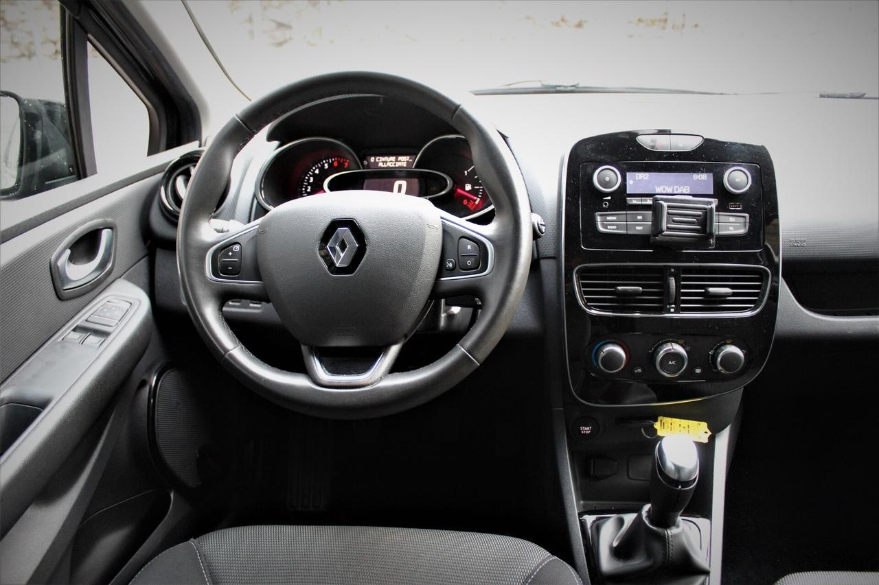 Renault Clio TCe 12V 75 CV 5 porte 44000 km Neopatentati