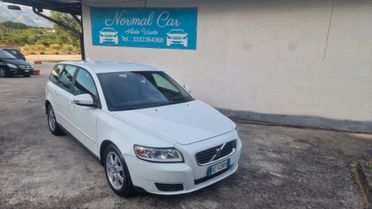 Volvo V50 1.6 D DRIVE cat R-Design "130.000 Km"