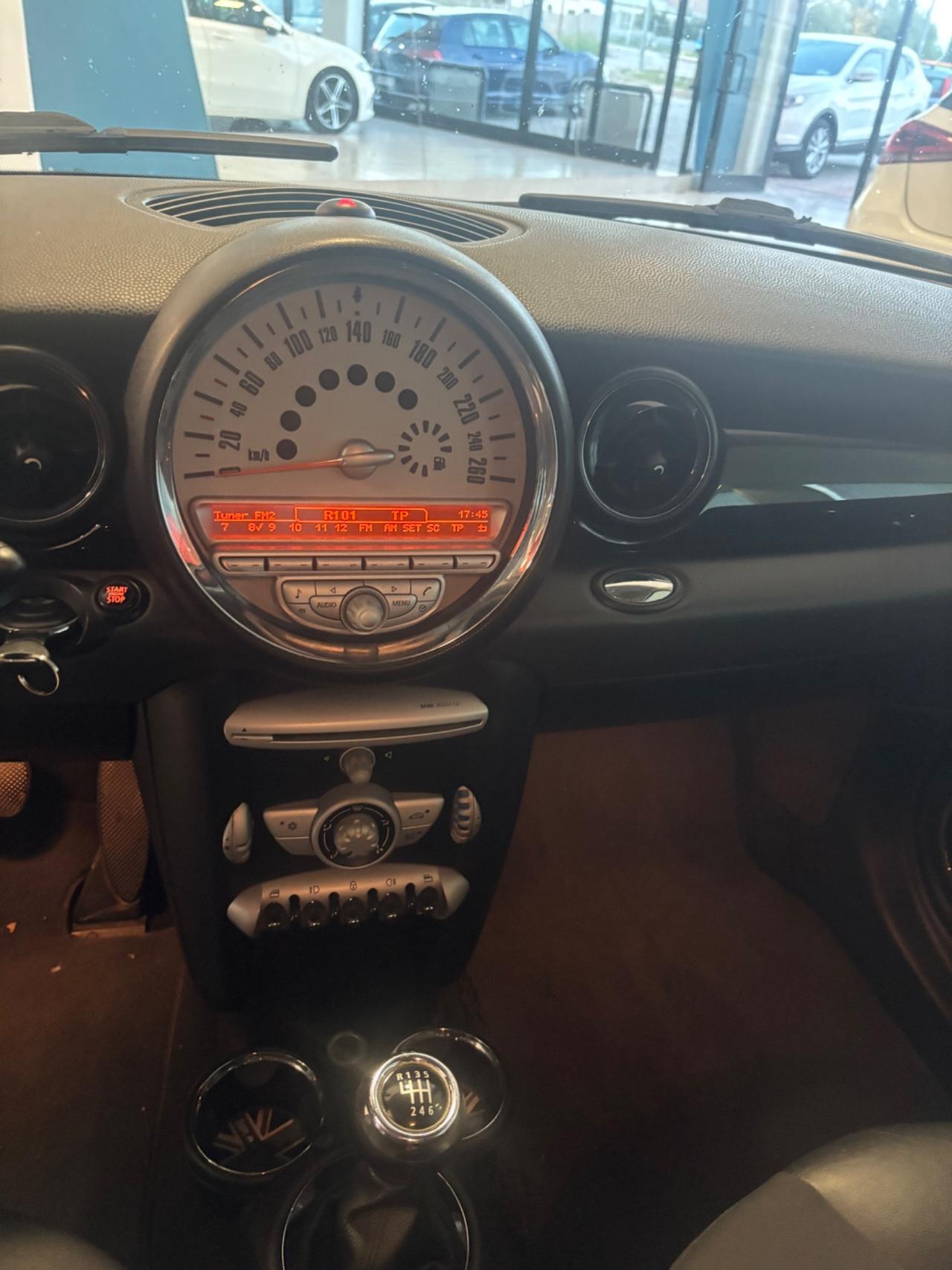 Mini Cooper D Clubman 1.6 16V