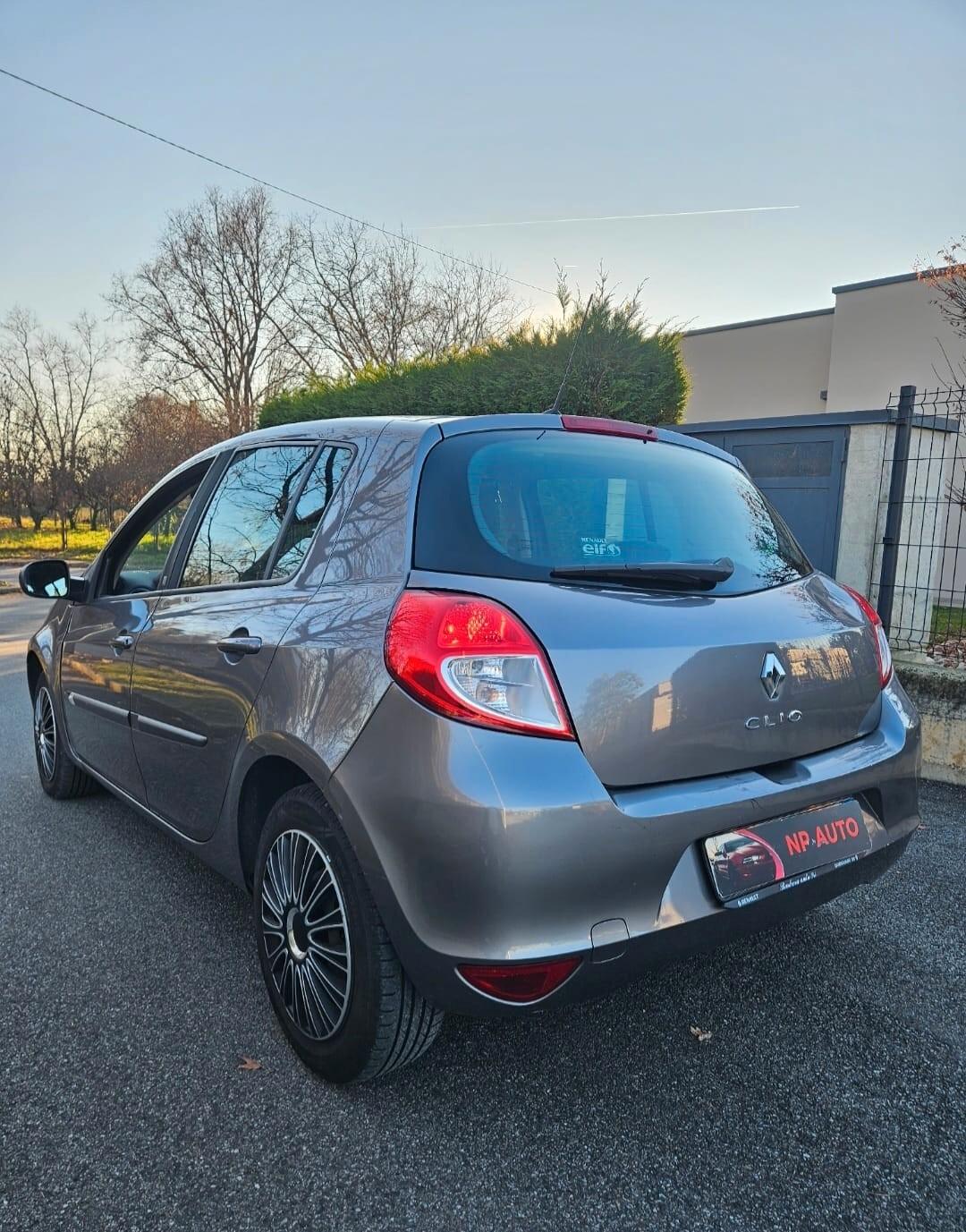 Renault Clio 1.5 dCi NEOPATENTATI