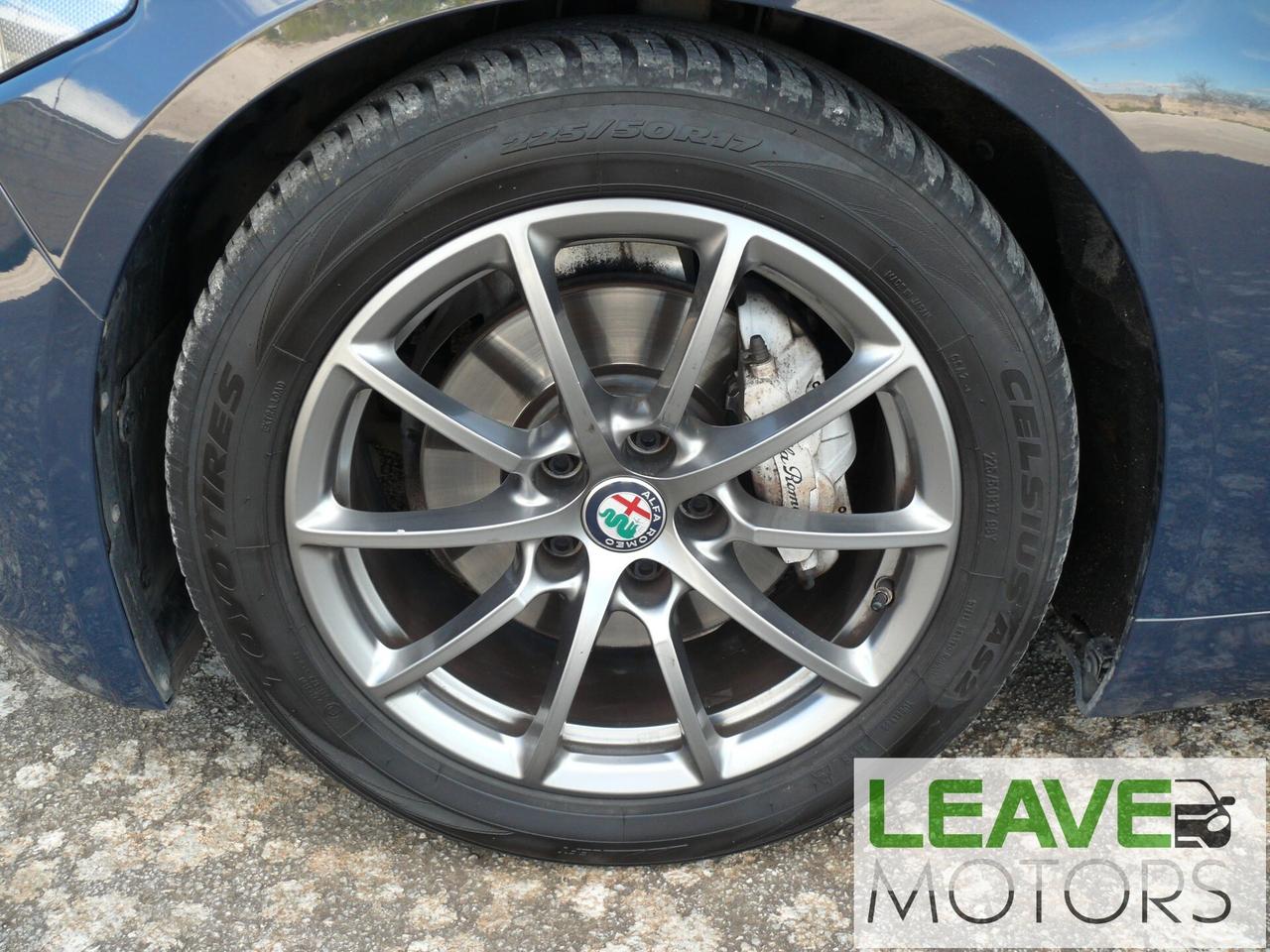 Alfa Romeo Giulia 180 CV AT8 Sport (M1487)