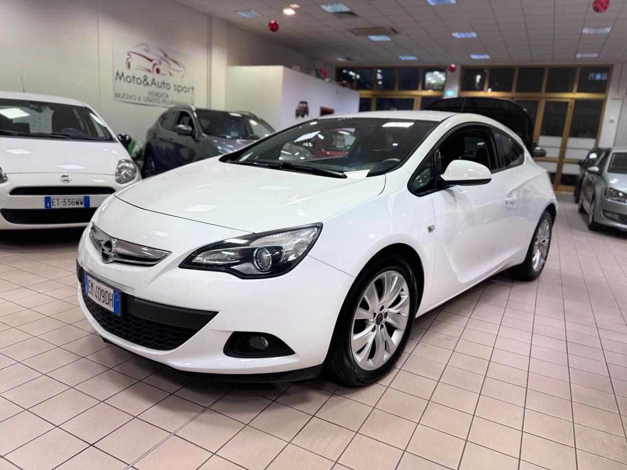 Opel Astra GTC 1.7 CDTI 110CV S&S 3 porte Cosmo