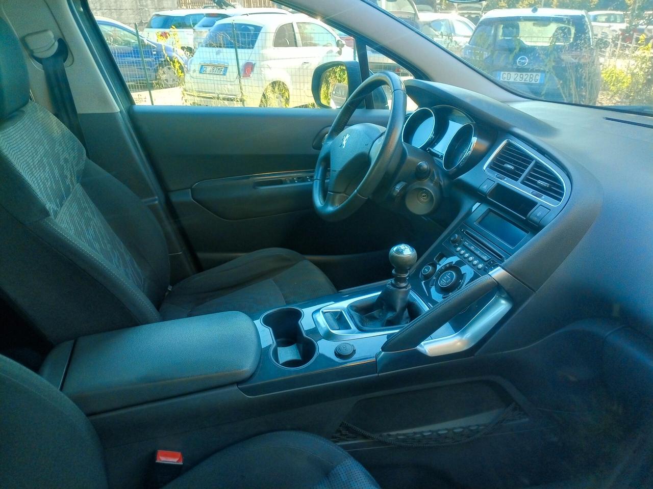 Peugeot 3008 1.6 HDi 110CV