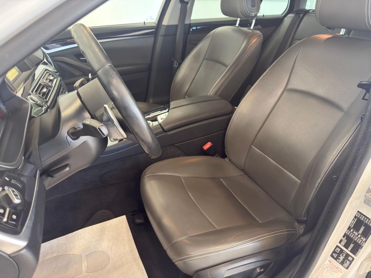 BMW 520d xDrive Touring Luxury - 190cv * Pelle * Navi * History service BMW