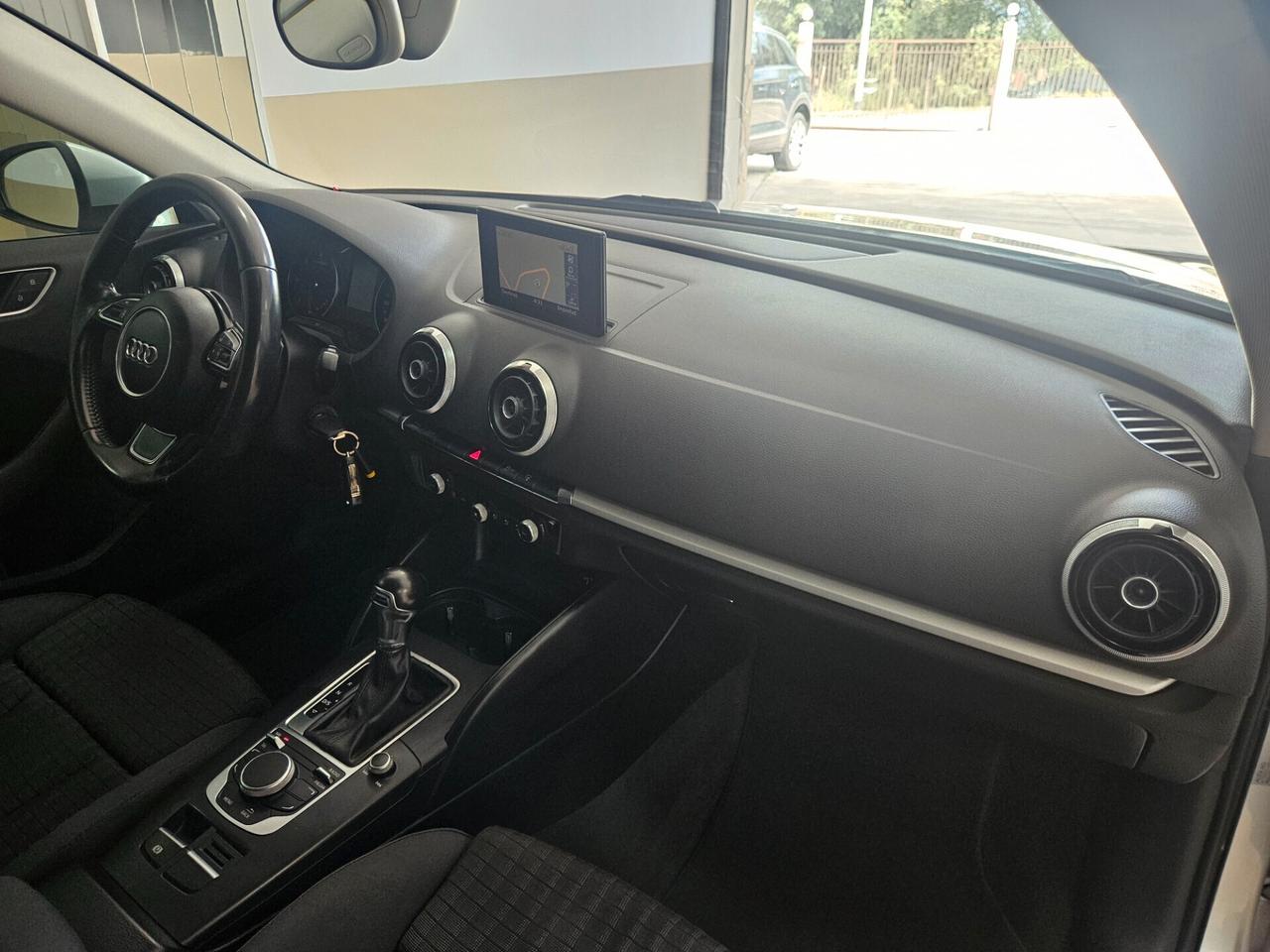 Audi A3 SPB 1.6 TDI Ambiente