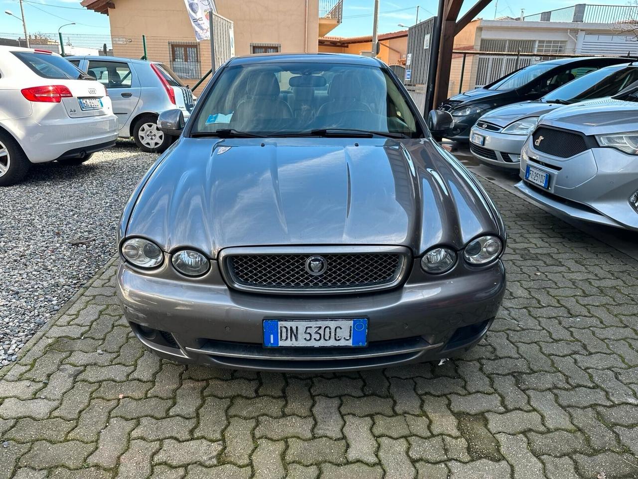 Jaguar X-Type 2.2D cat aut. Luxury cDPF