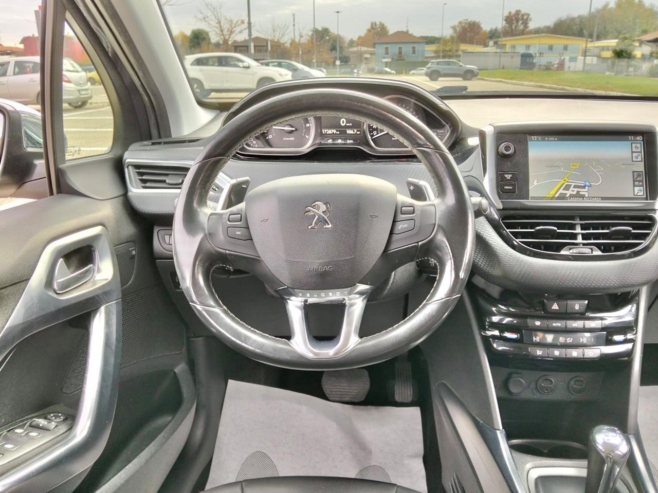 Peugeot 2008 PureTech 82 ETG5 Automatik S&S*Navi*Pelle