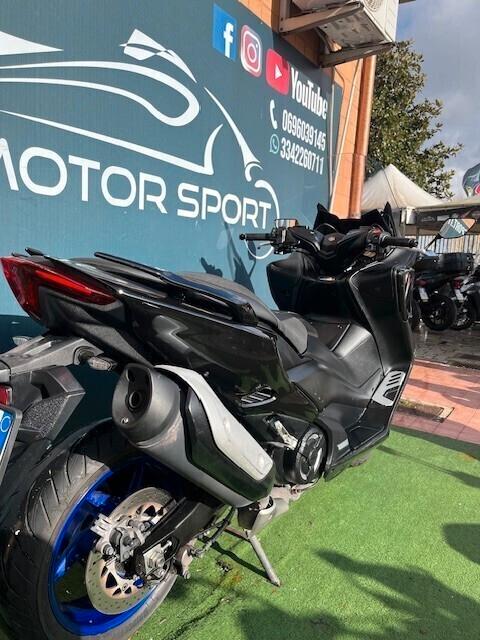 Yamaha TMAX 560 ABS SPORT GARANZIA PERMUTE FINANZIAMENTO