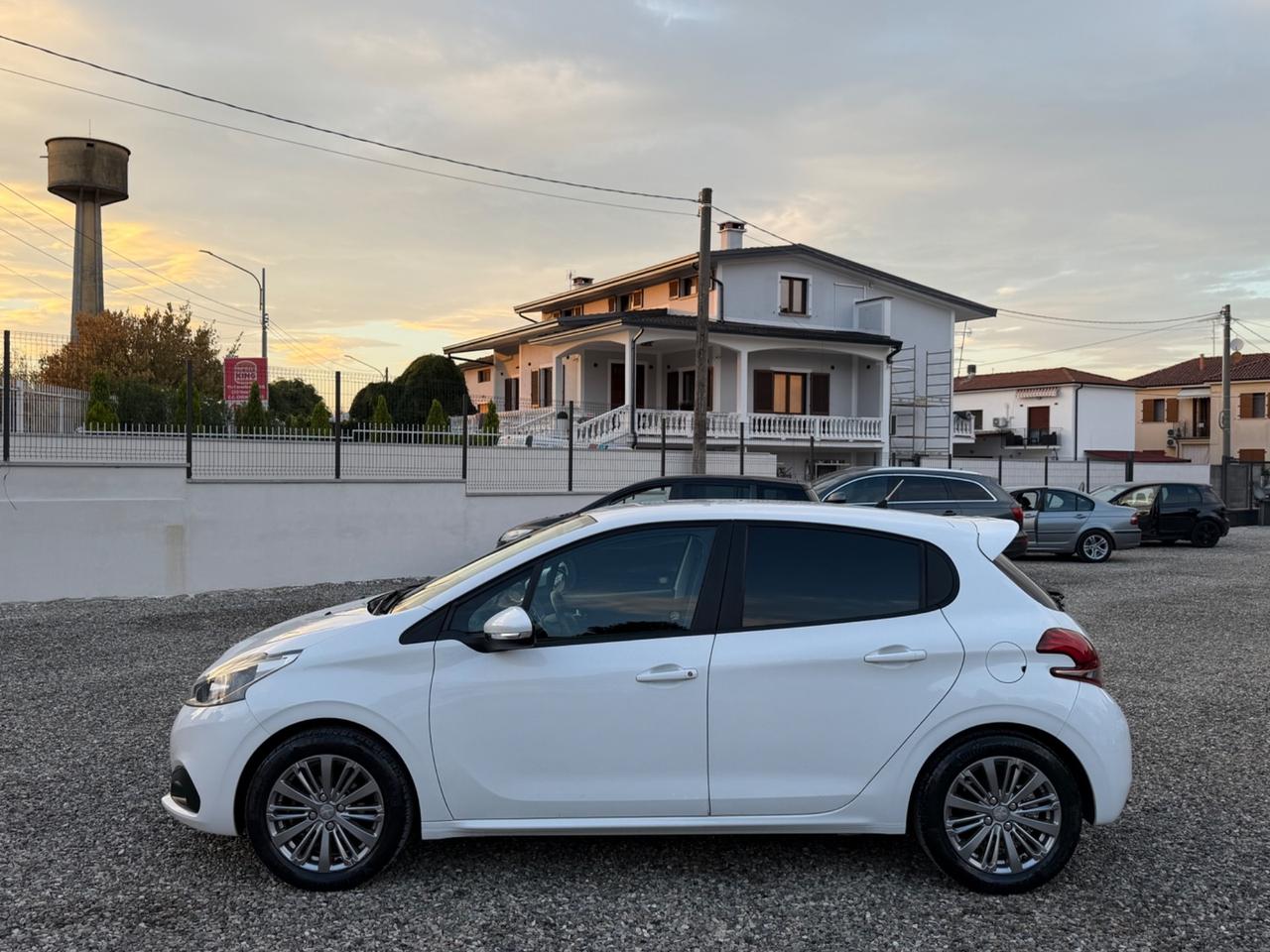 Peugeot 208 PureTech 82 5 porte Active