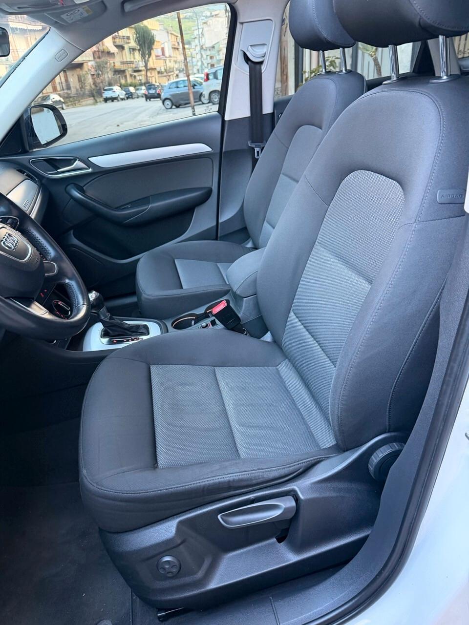 Audi Q3 2.0 TDI 150 CV quattro S tronic Business