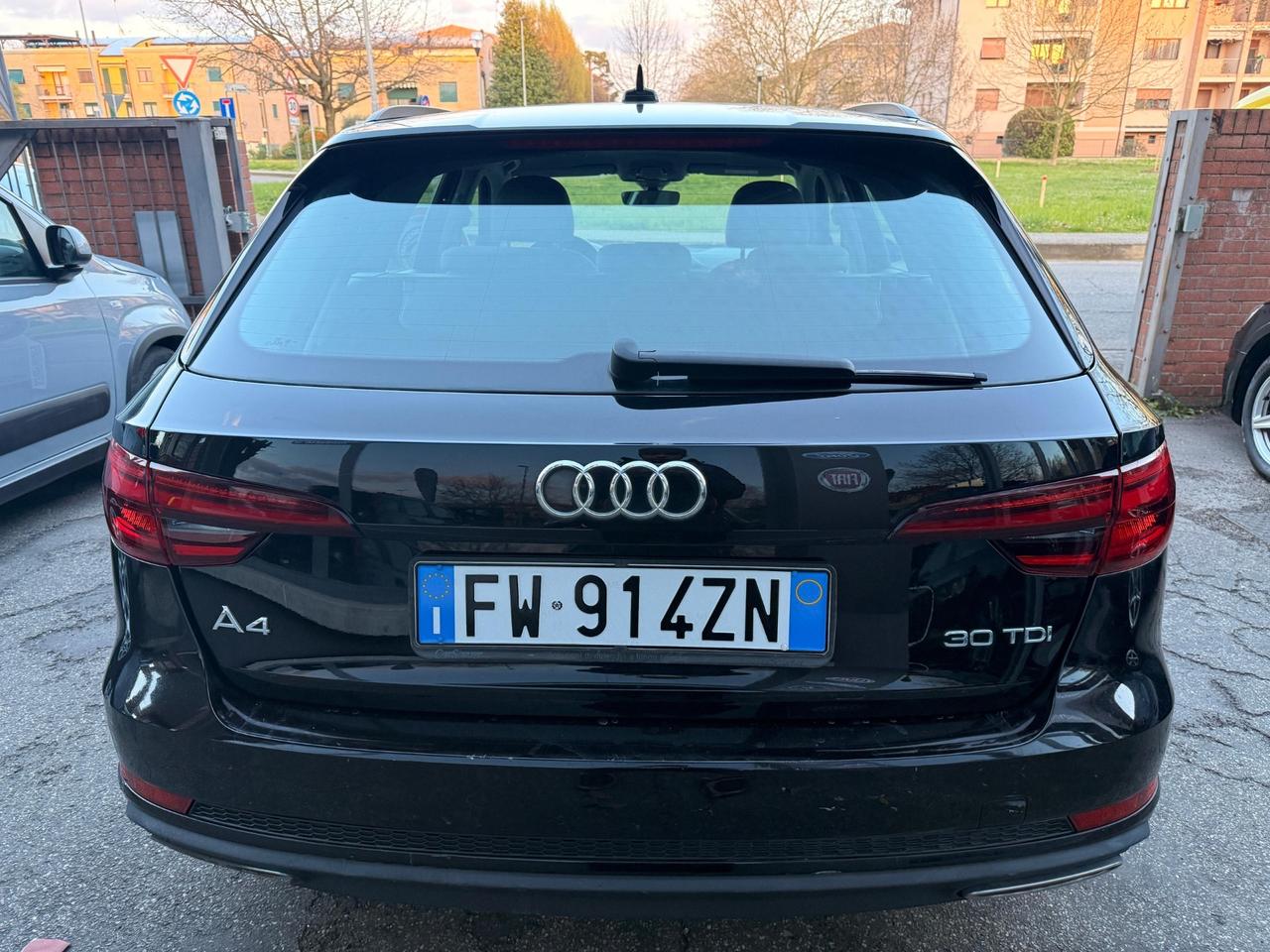 Audi A4 Avant 35 TDI S tronic Business
