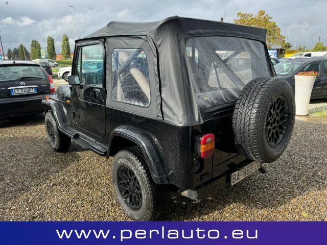 JEEP Wrangler 2.5 Laredo GPL