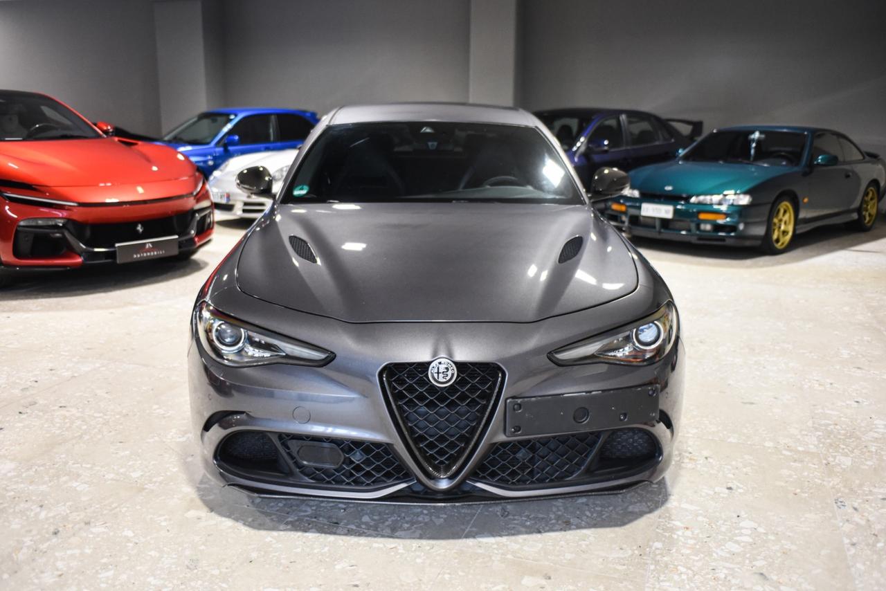 Alfa Romeo Giulia 2.9 V6 Bi-Turbo Quadrifoglio