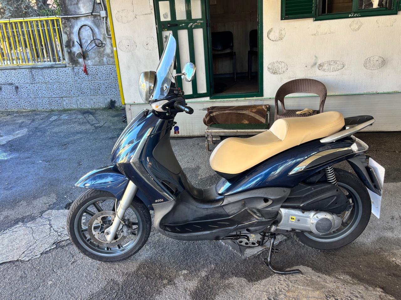 Piaggio Beverly Tourer 300