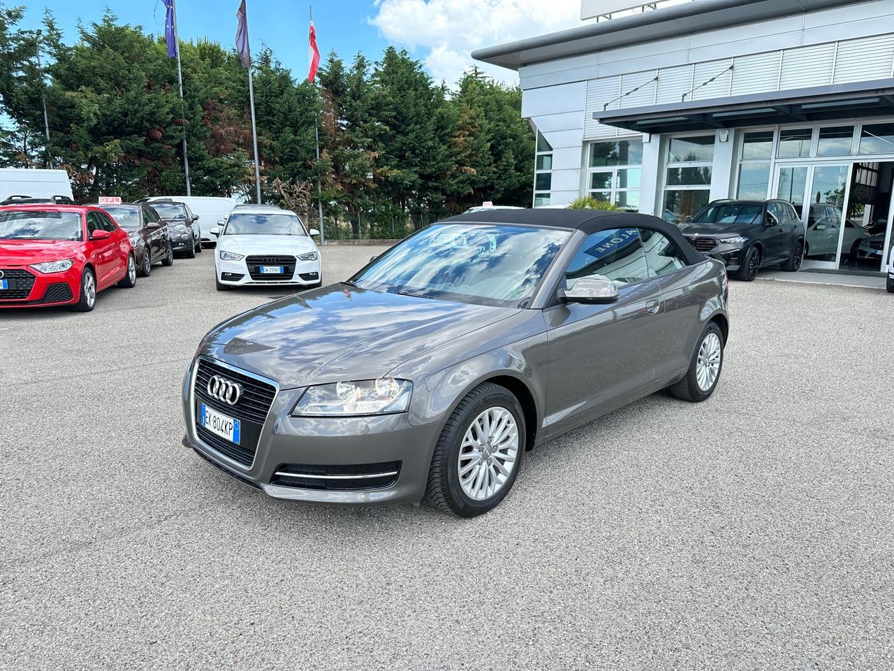 Audi A3 Cabrio 1.6 TDI 105 CV CR Attraction - 2012