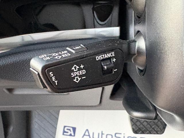 AUDI Q3 35 TDI quattro S tronic Business COCKPIT