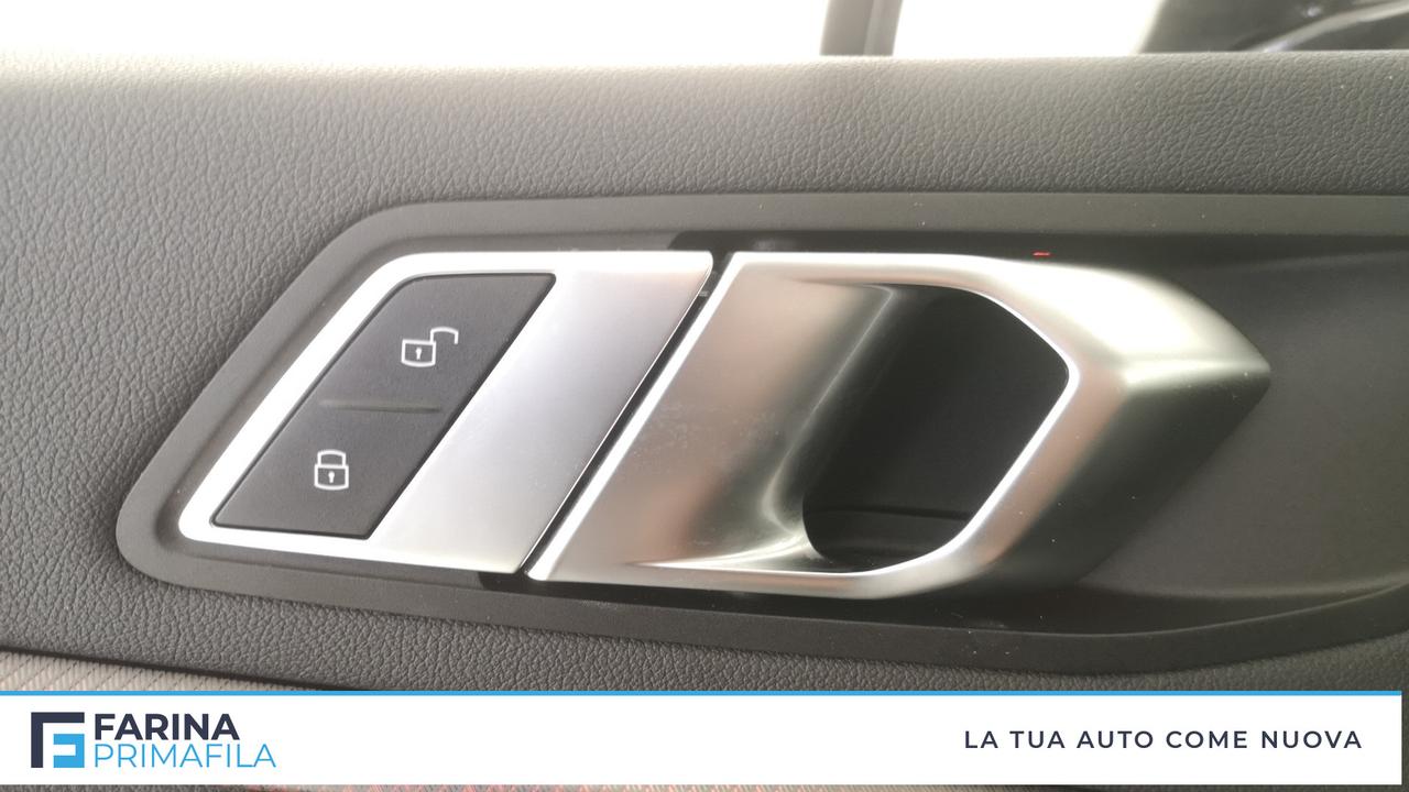 BMW Serie 1 F40 - M 135i xdrive auto