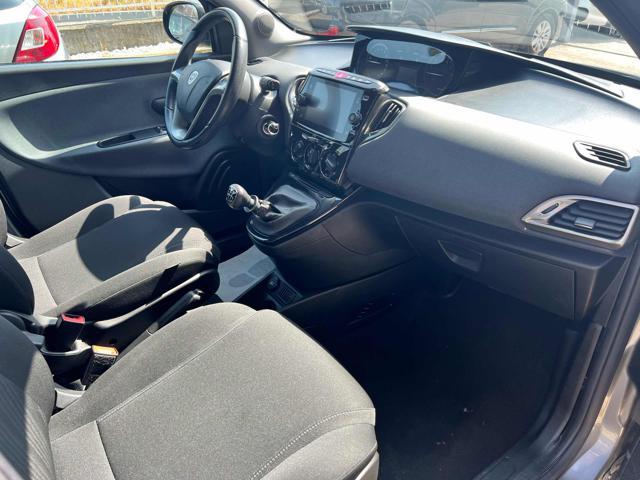 LANCIA Ypsilon 1.0 FireFly 5 porte S&S Hybrid Gold