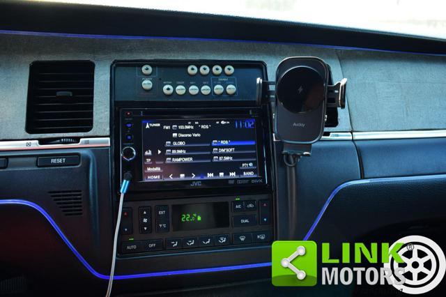 LINCOLN Town Car Twon 4.6 v8 208cv