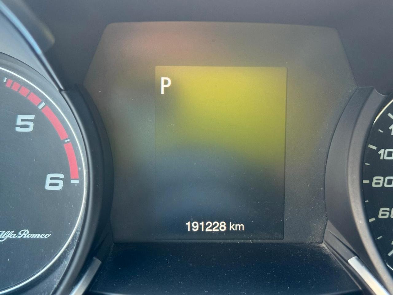 Alfa Romeo Stelvio 2.2 Turbodiesel 180 CV AT8 RWD Business