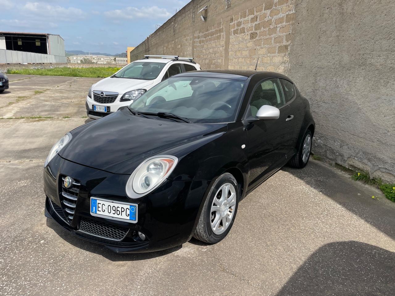 Alfa Romeo MiTo 1.4 105 CV M.air S&S Distinctive Sport Pack