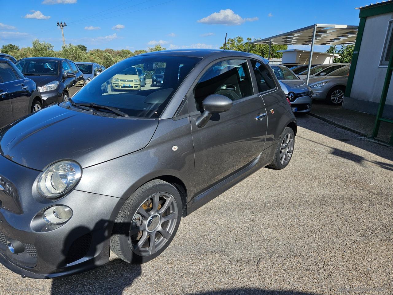 ABARTH 500 1.4 Turbo T-Jet Custom