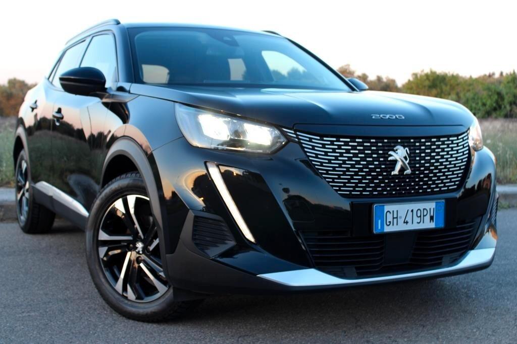 PEUGEOT 2008 1.5 BlueHDi 110 CV *LED *Carplay
