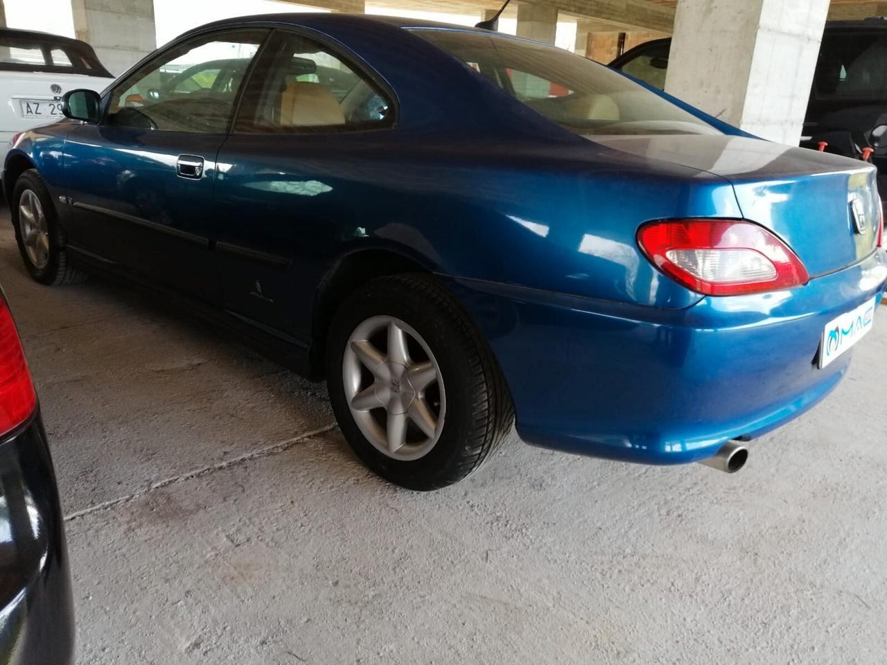 Peugeot 406 2.0i 16V cat Coupé Pinifarina