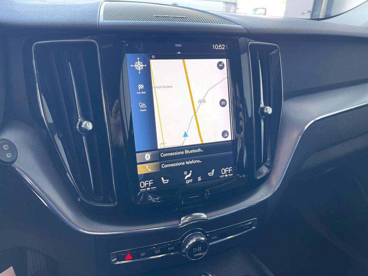 Volvo XC 60 D4 AWD GEARTRONIC MOMENTUM