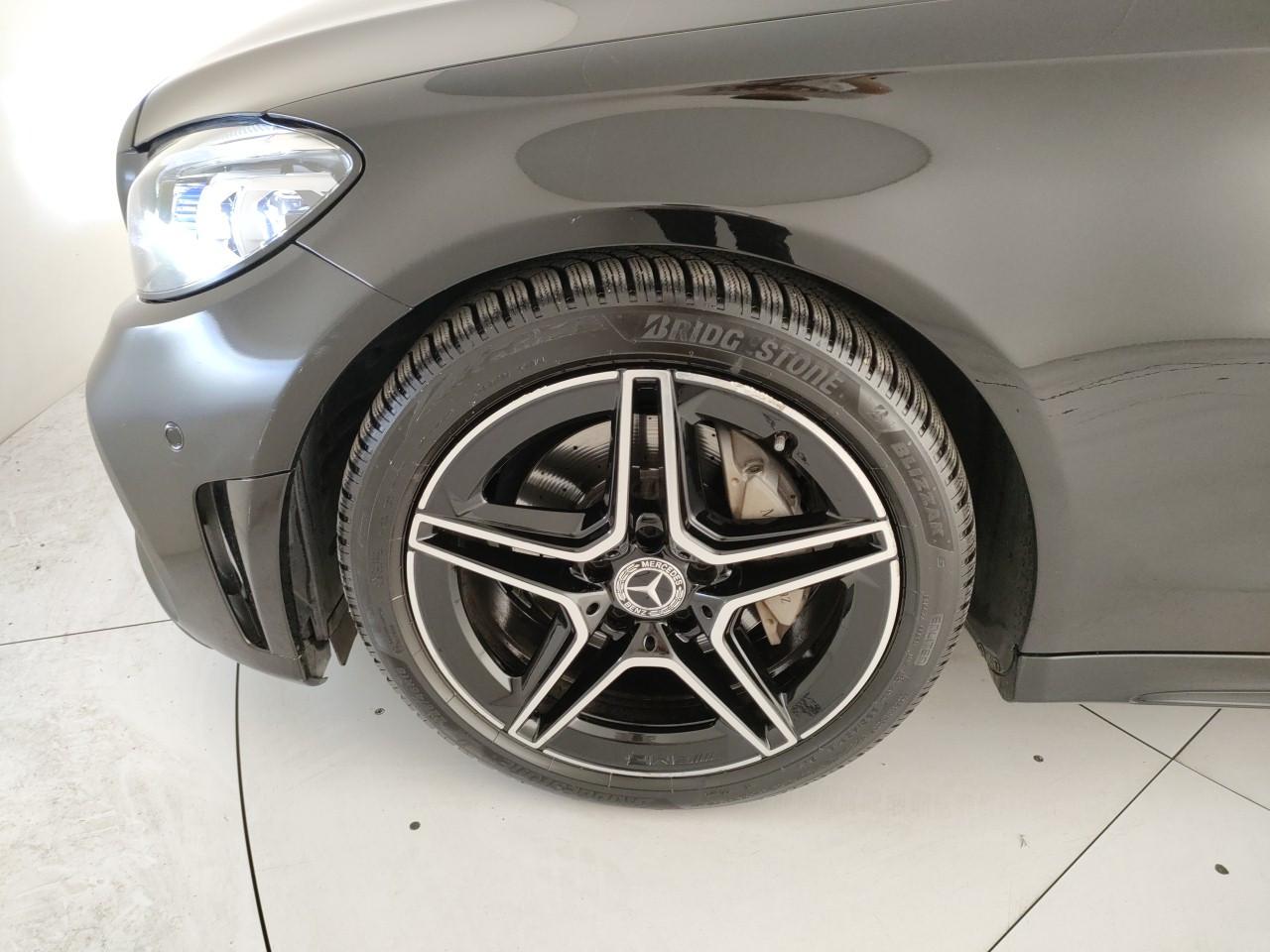 Mercedes-Benz C Coupe 200 mhev (eq-boost) Premium Plus auto