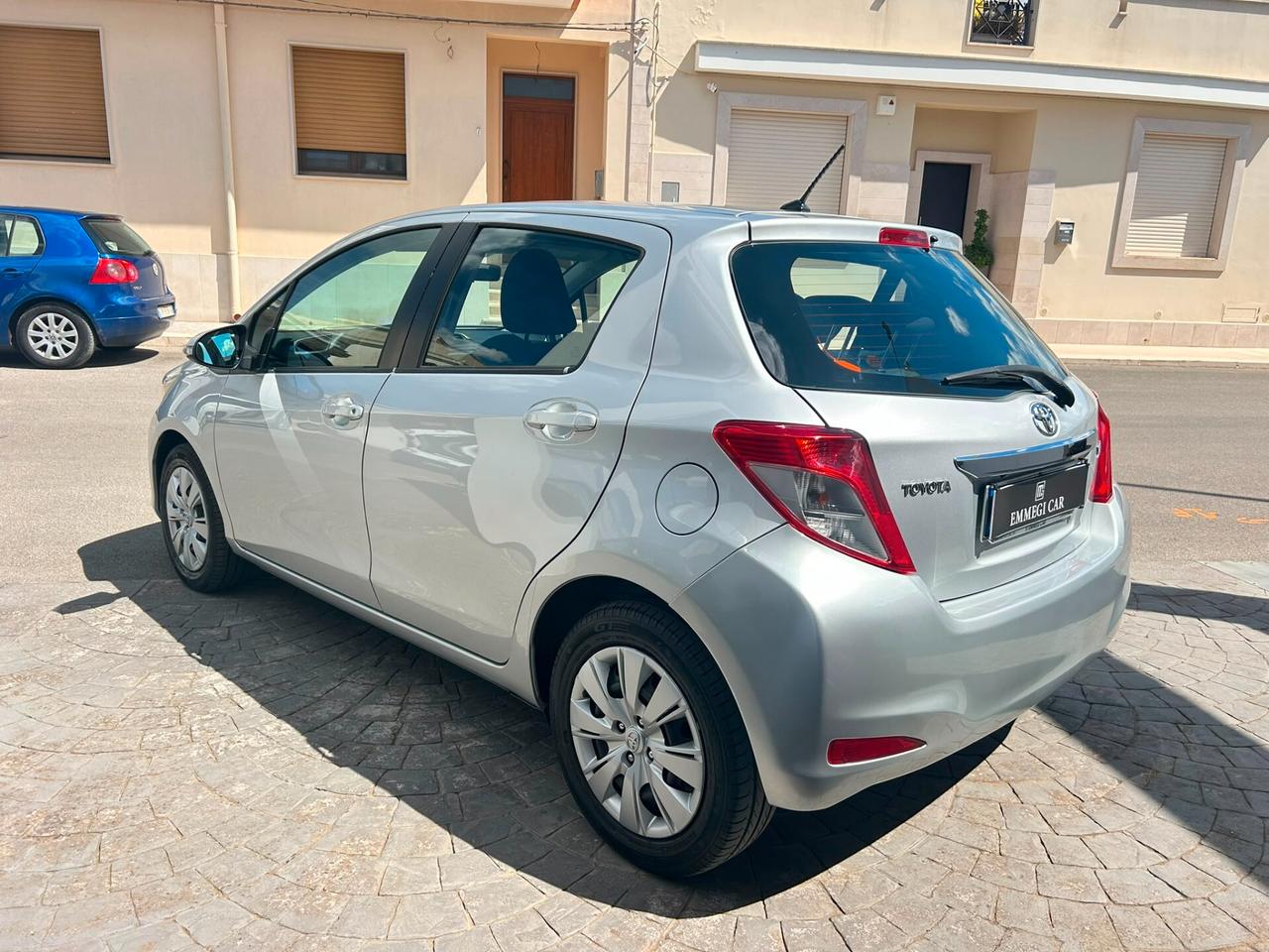 Toyota Yaris 1.0 51 Kw 5P LOUNGE RET. - 2012
