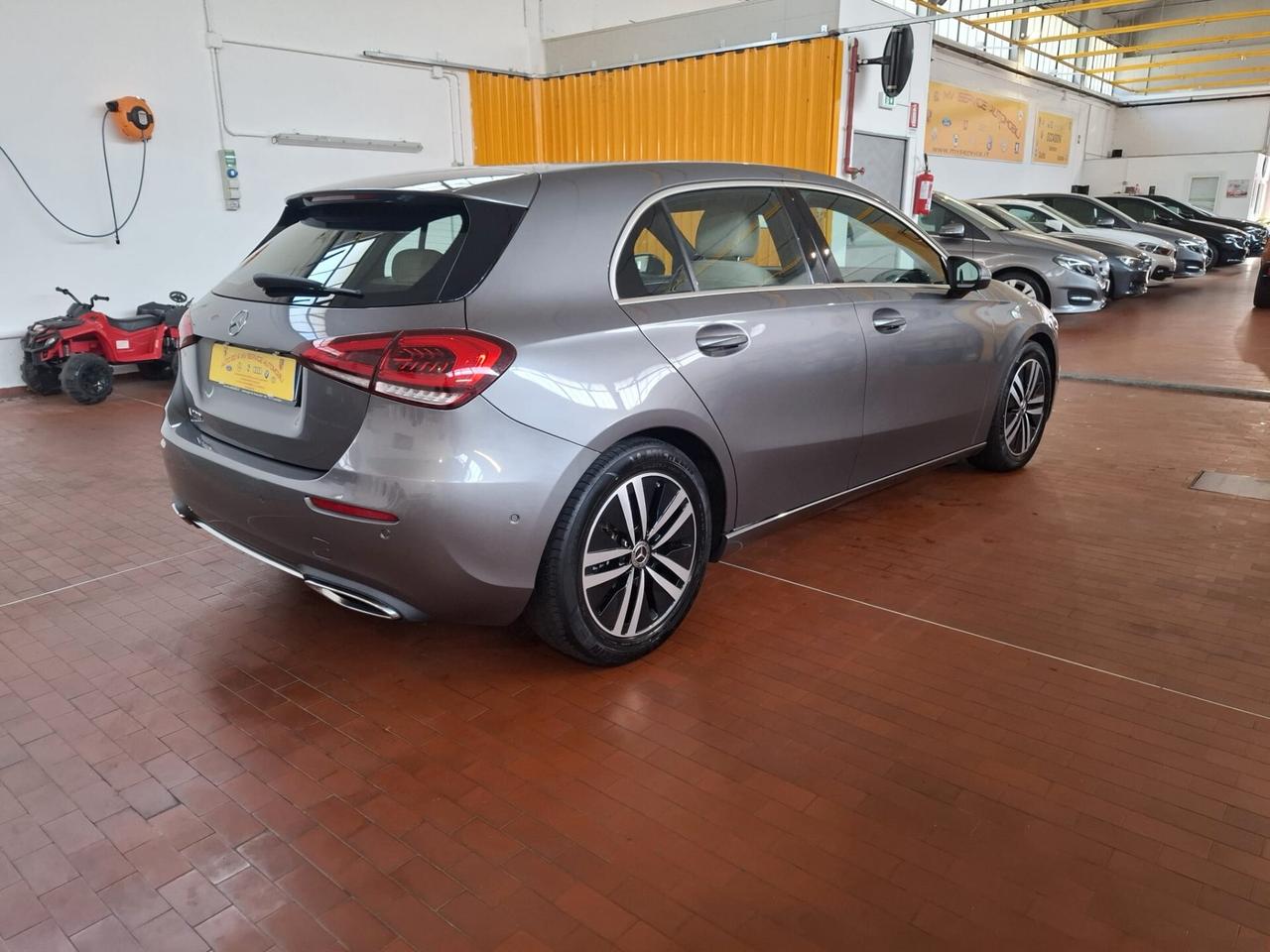 Mercedes-benz A 200 Premium full optional