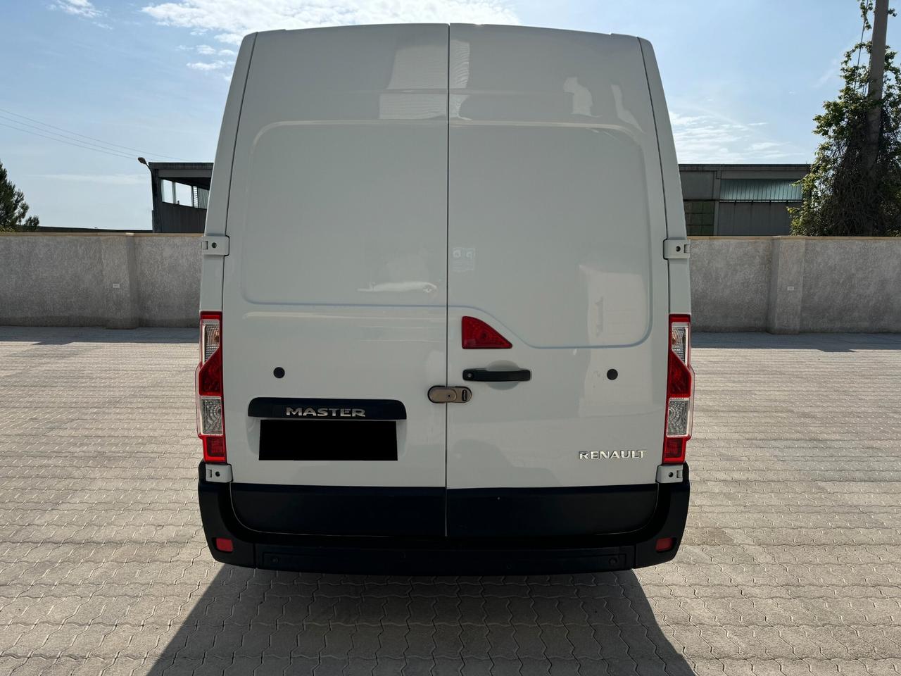 RENAULT MASTER T35 2.3 DCI/135 PL-TM FURGONE 2017