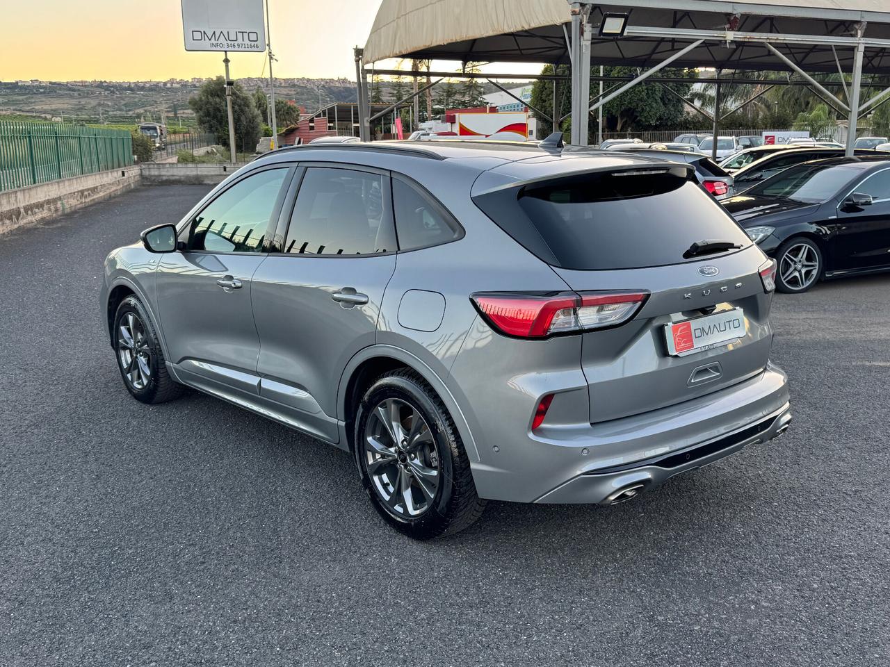 Ford Kuga 1.5 TDCI 120 CV S&S 2WD ST-Line