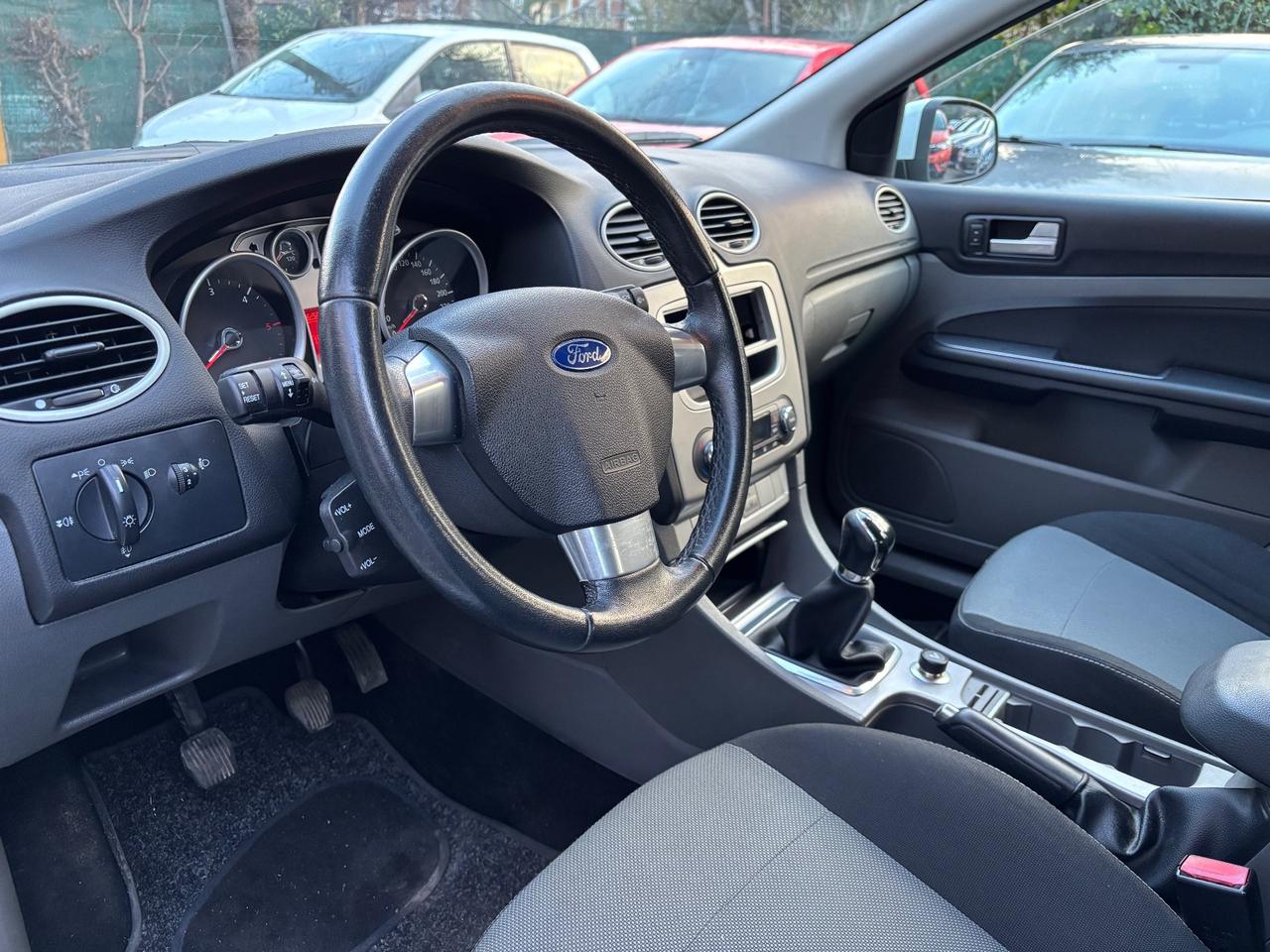 Ford Focus 1.6 TDCi 110Cv titanium