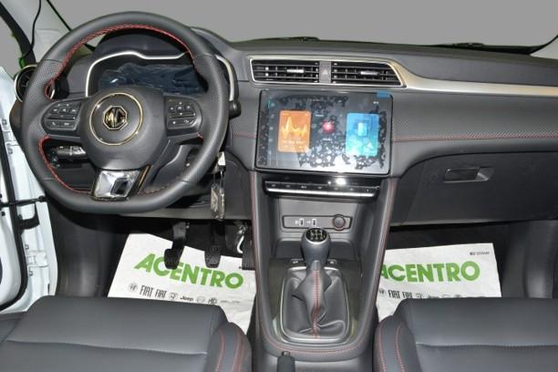 MG ZS - 1.0T 6MT LUXURY