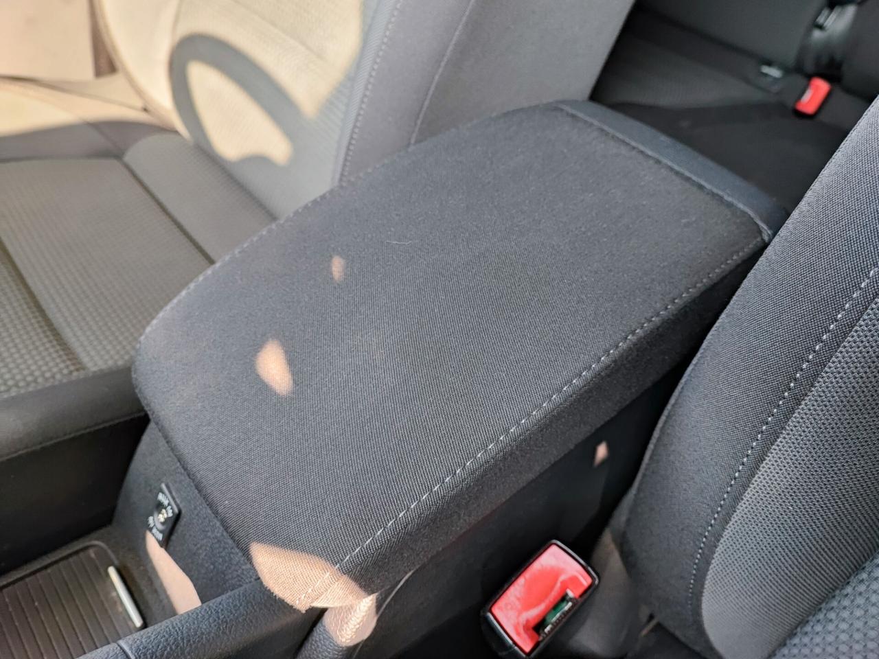 Volkswagen Golf Business 1.6 TDI 5p. Highline