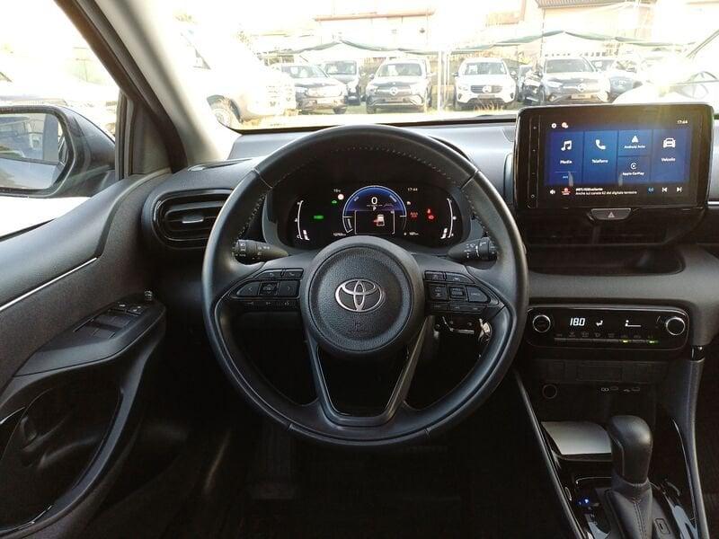 Toyota Yaris Yaris 1.5h 130 Lounge