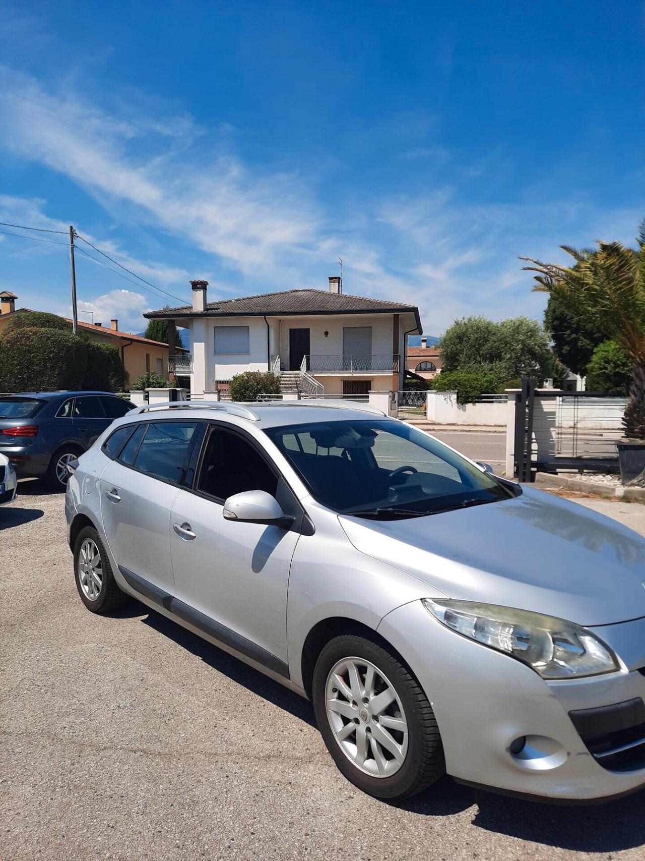 Renault Megane 1.5 dCi UNICO.PRO SporTour Confort